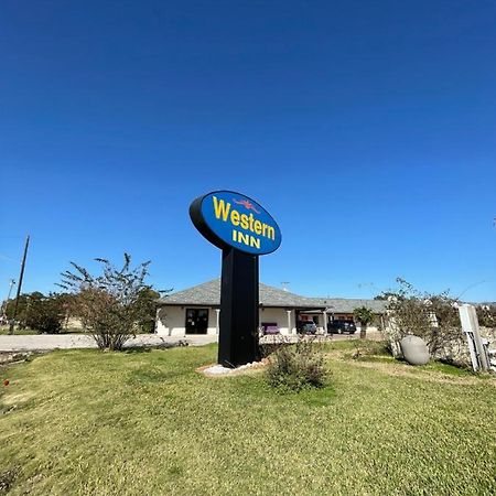 Western Inn West Columbia Экстерьер фото